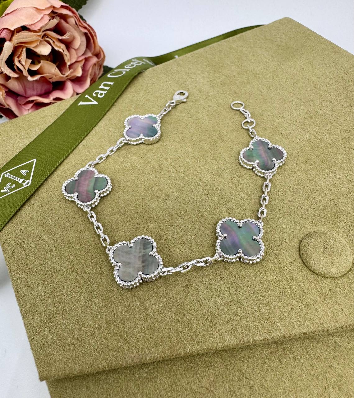 Фото Браслет Van Cleef & Arpels Vintage Alhambra S16521