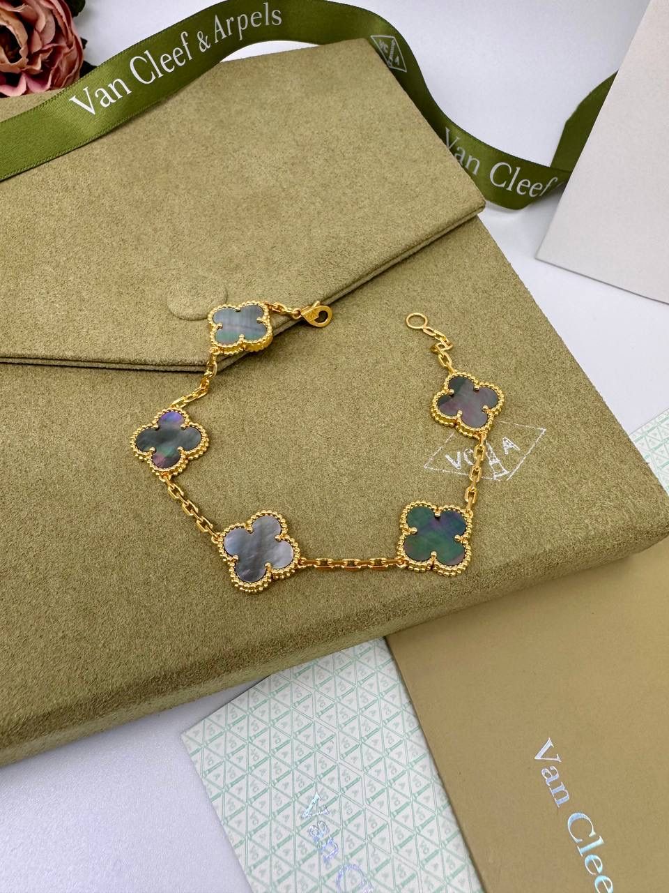 Фото Браслет Van Cleef & Arpels Vintage Alhambra S16526