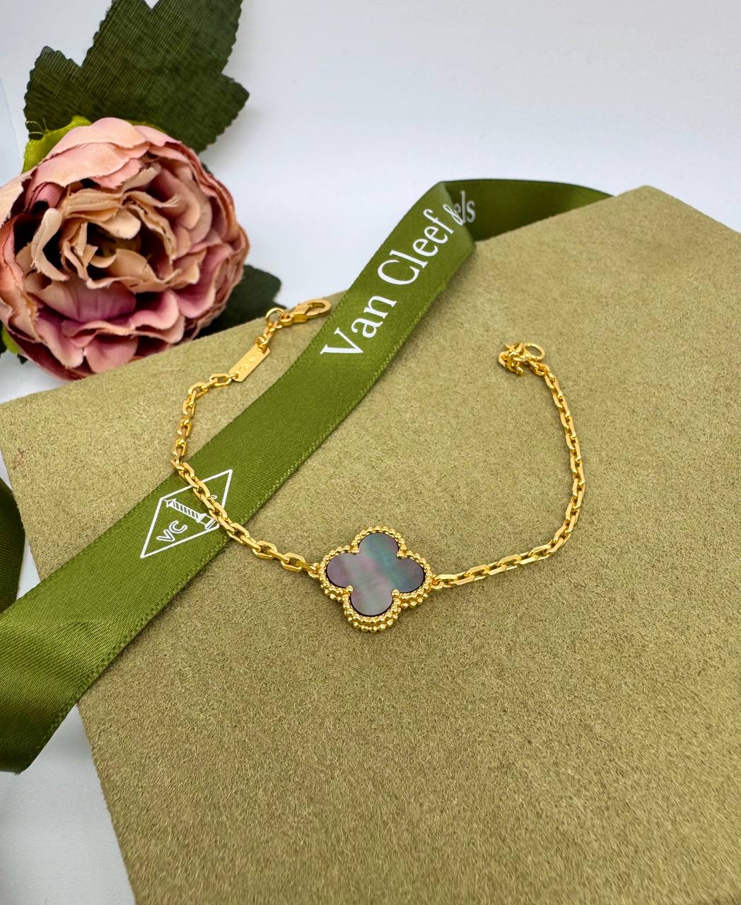 Фото Браслет Van Cleef & Arpels Vintage Alhambra S16527