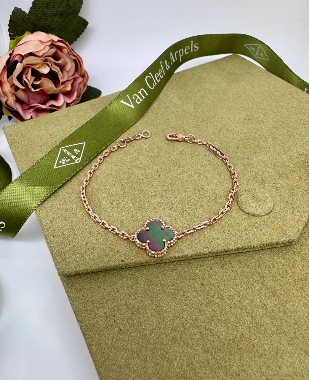 Фото Браслет Van Cleef & Arpels Vintage Alhambra S16531