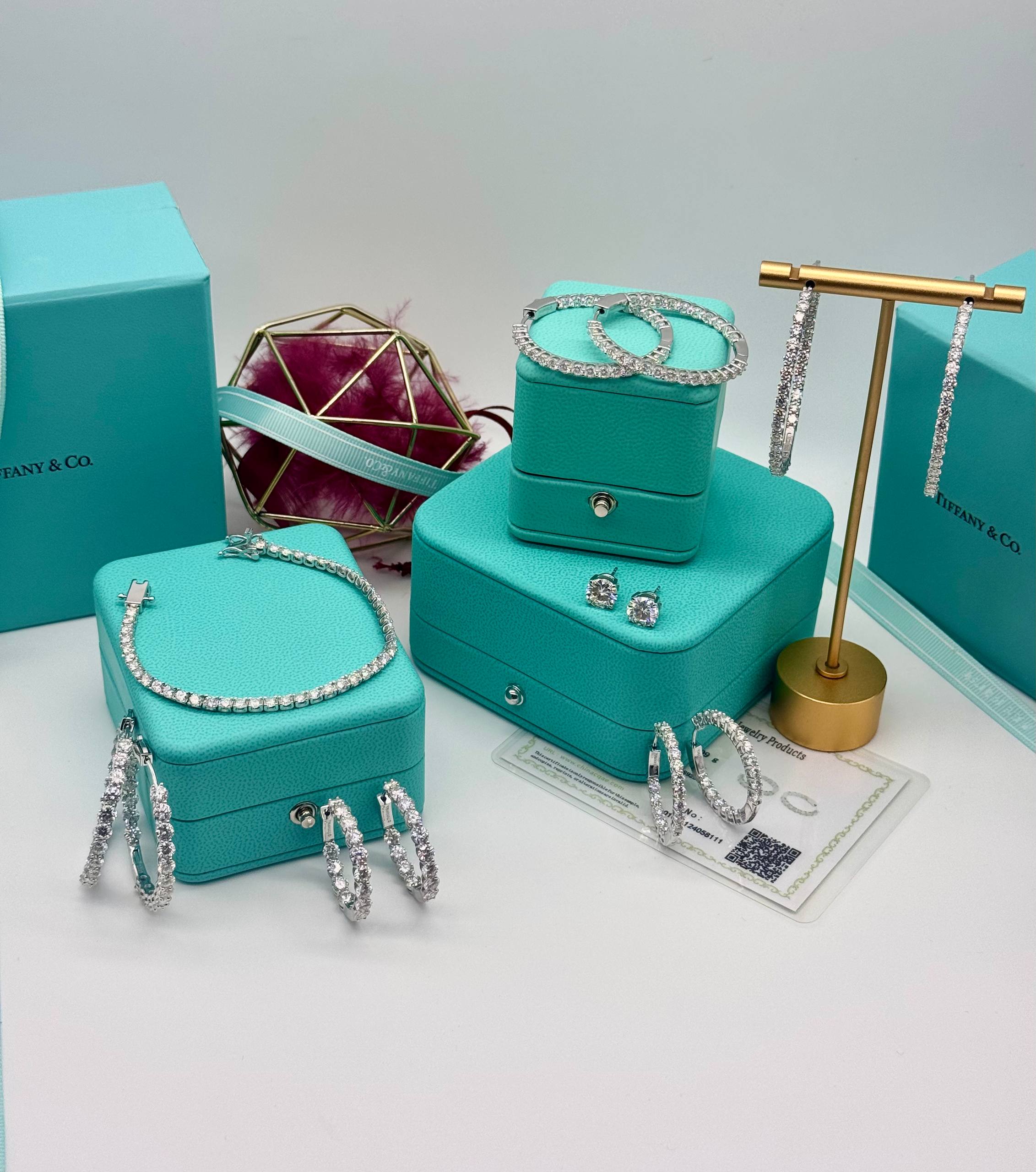 Фото Серьги Tiffany & Co S11610