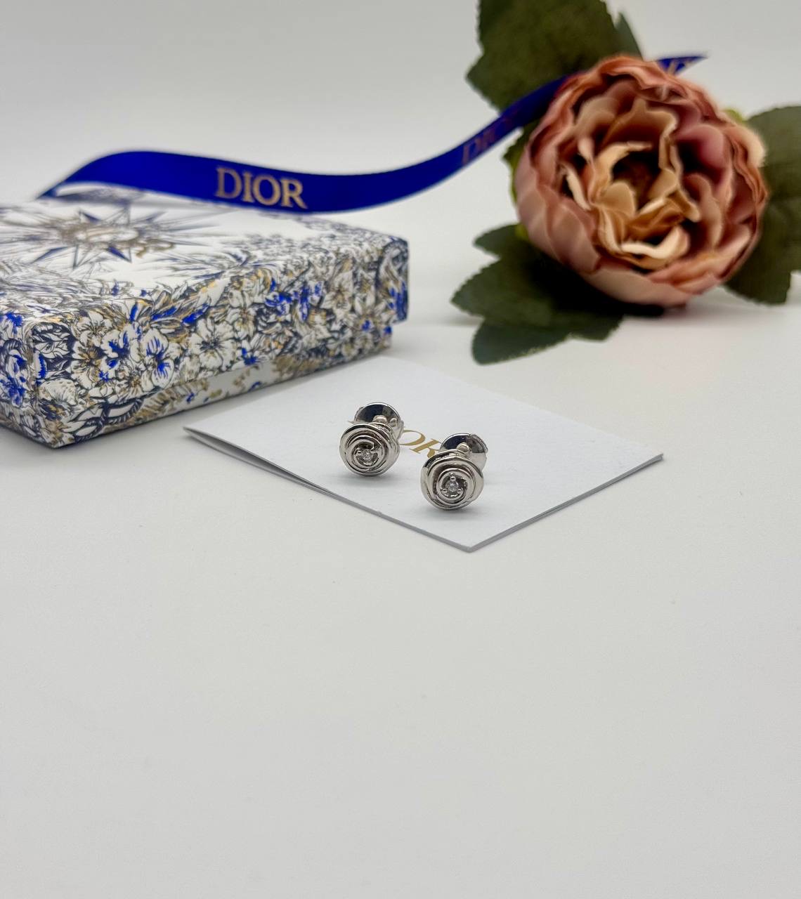 Фото Серьги Dior Rose Bagatelle S16459