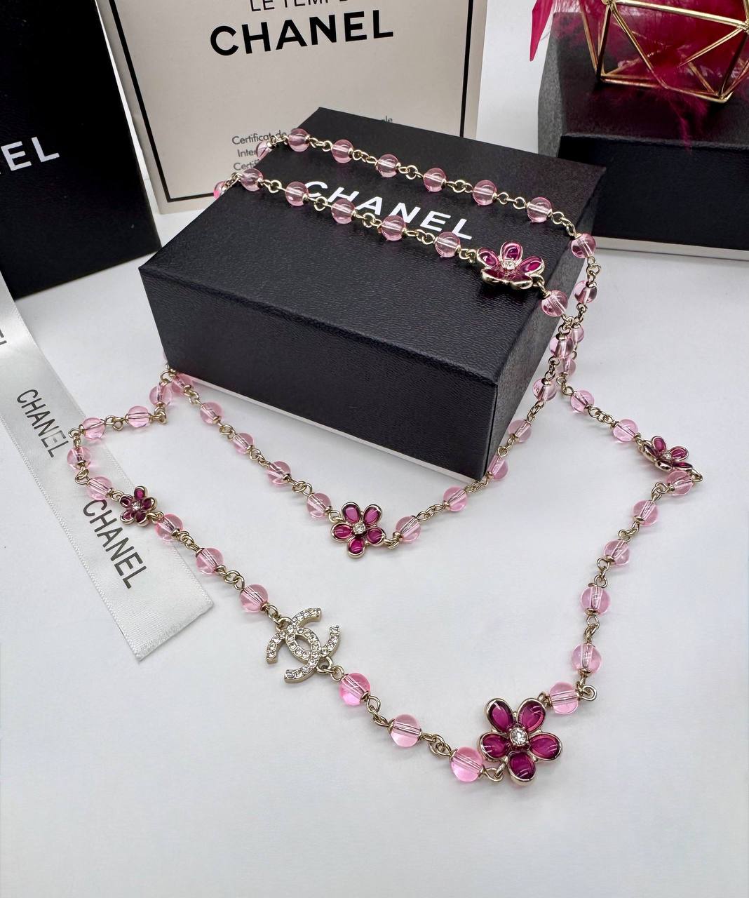Фото Колье Chanel B5710