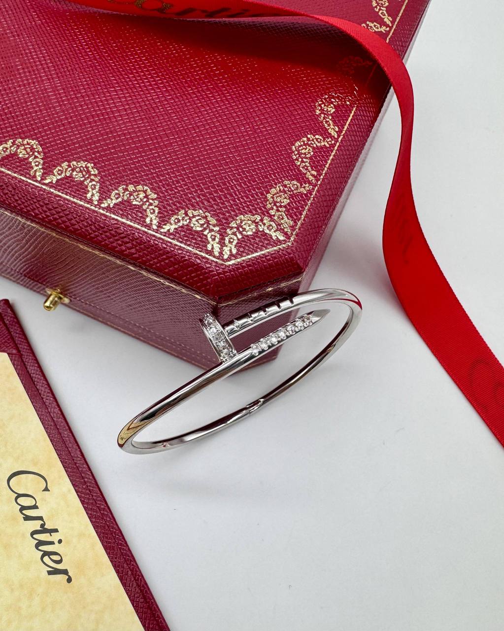 Фото Браслет Cartier Juste Un Clou B5736