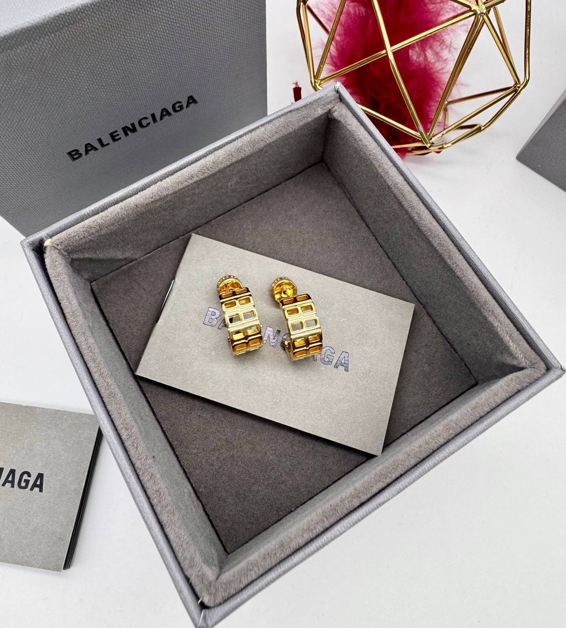 Фото Серьги Balenciaga B5740