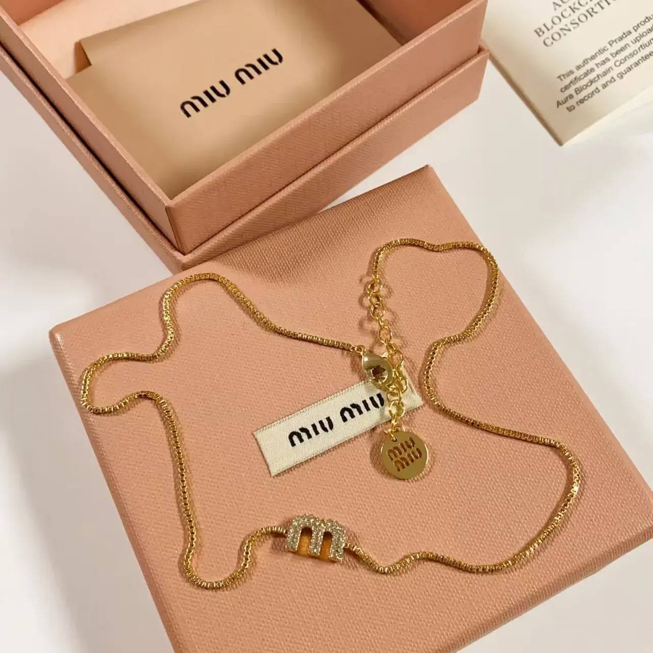 Фото Колье Miu Miu B5754
