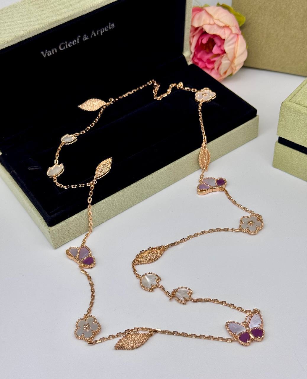 Фото Колье Van Cleef & Arpels Lucky Alhambra S16544