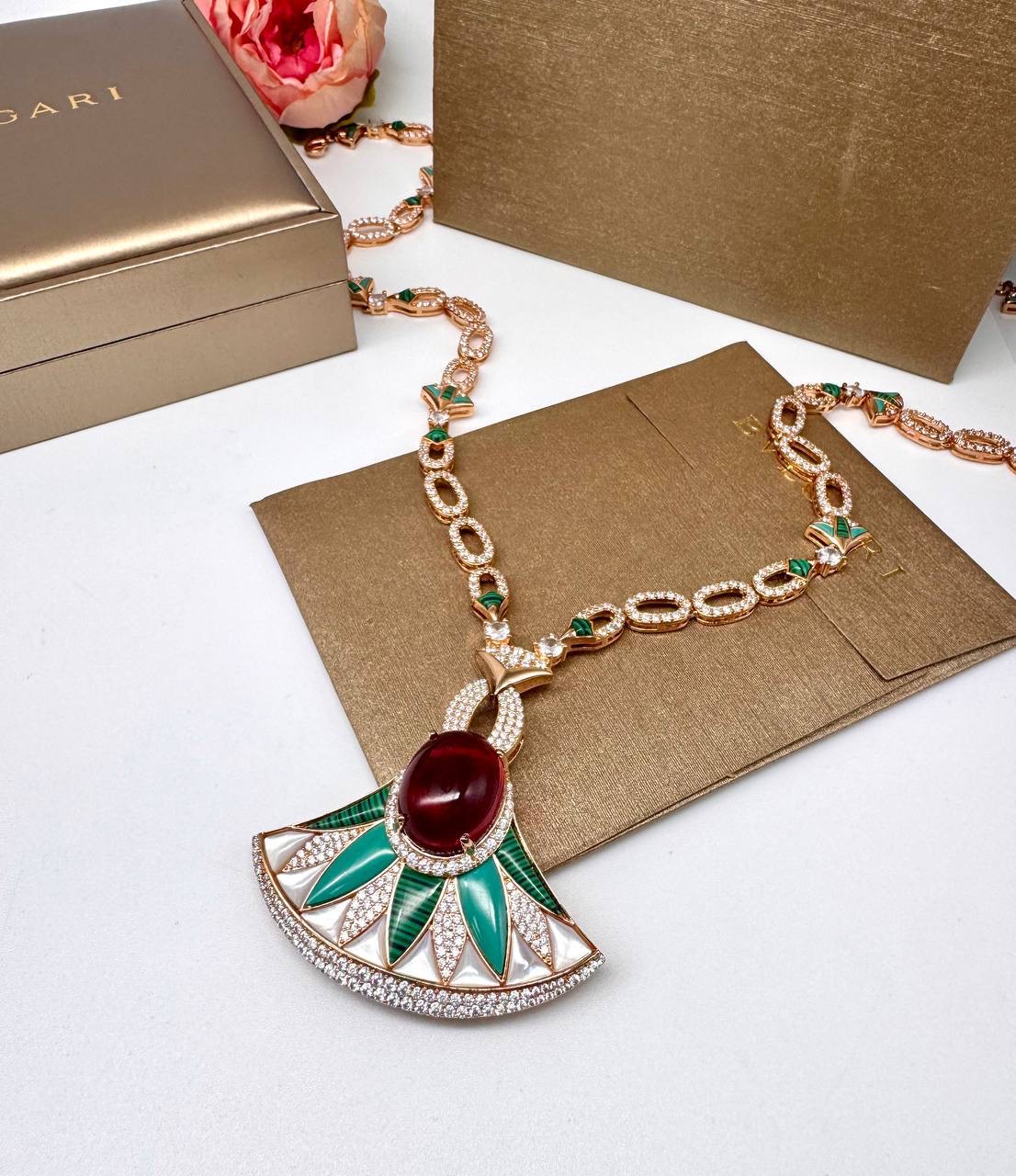 Фото Колье Bvlgari S16576