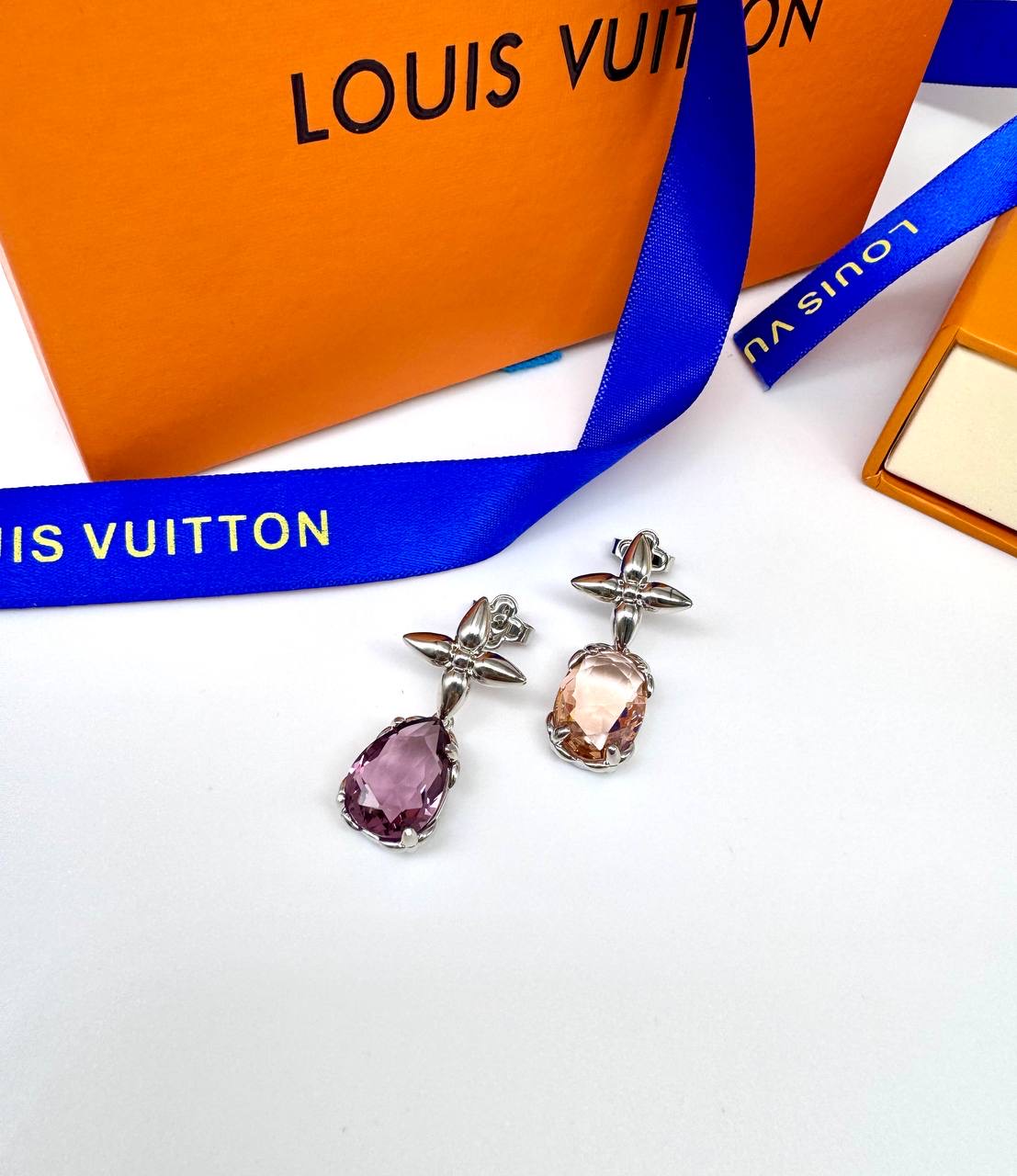 Фото Серьги Louis Vuitton S16647