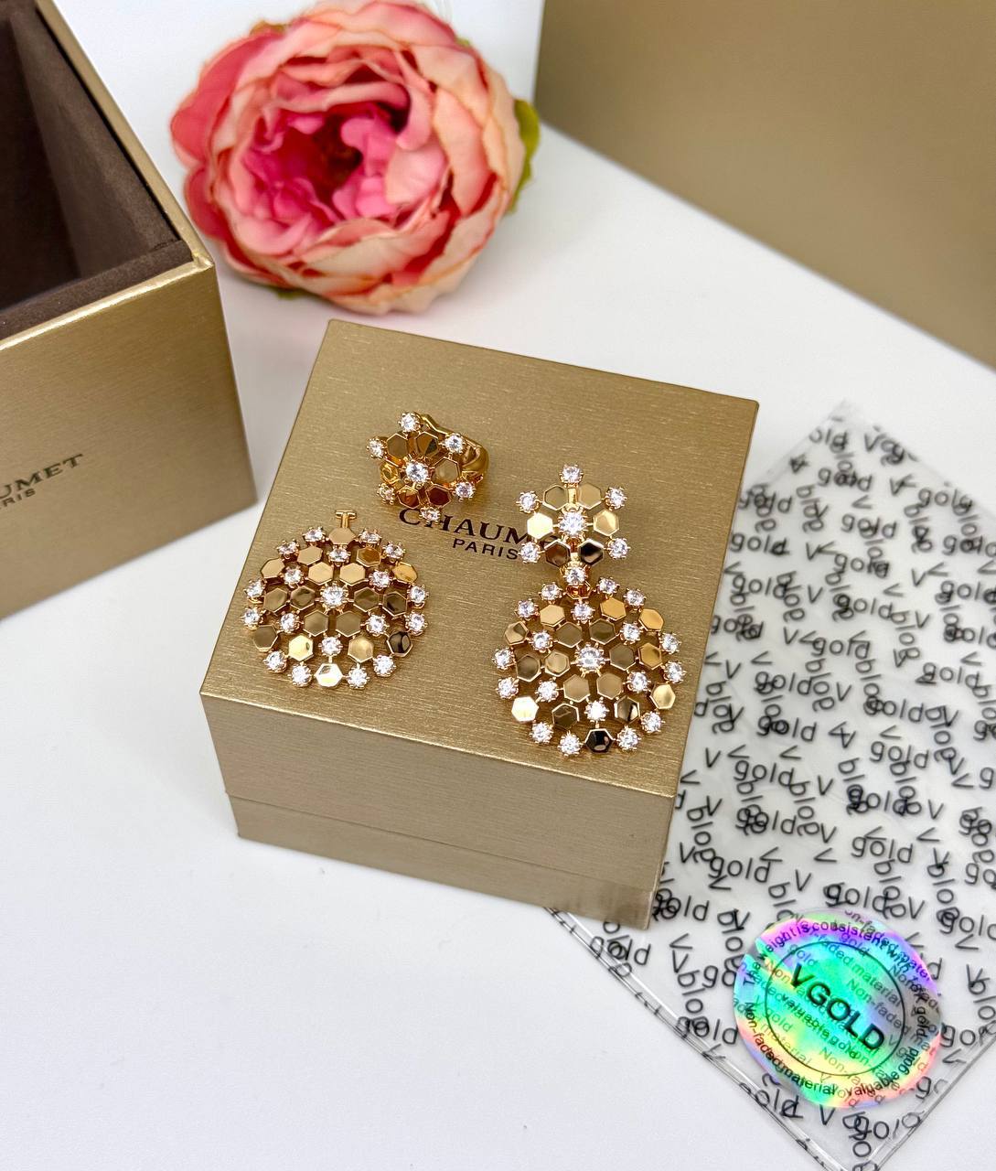 Фото Серьги Chaumet Bee My Love B5834