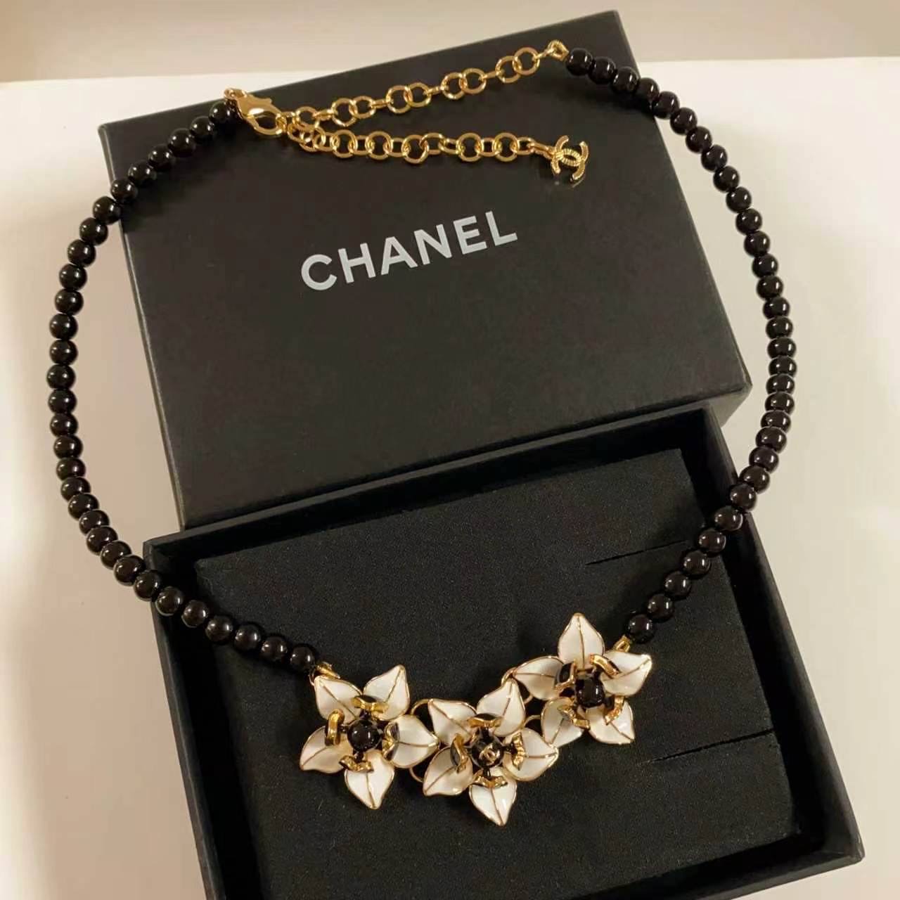 Фото Колье Chanel S16768