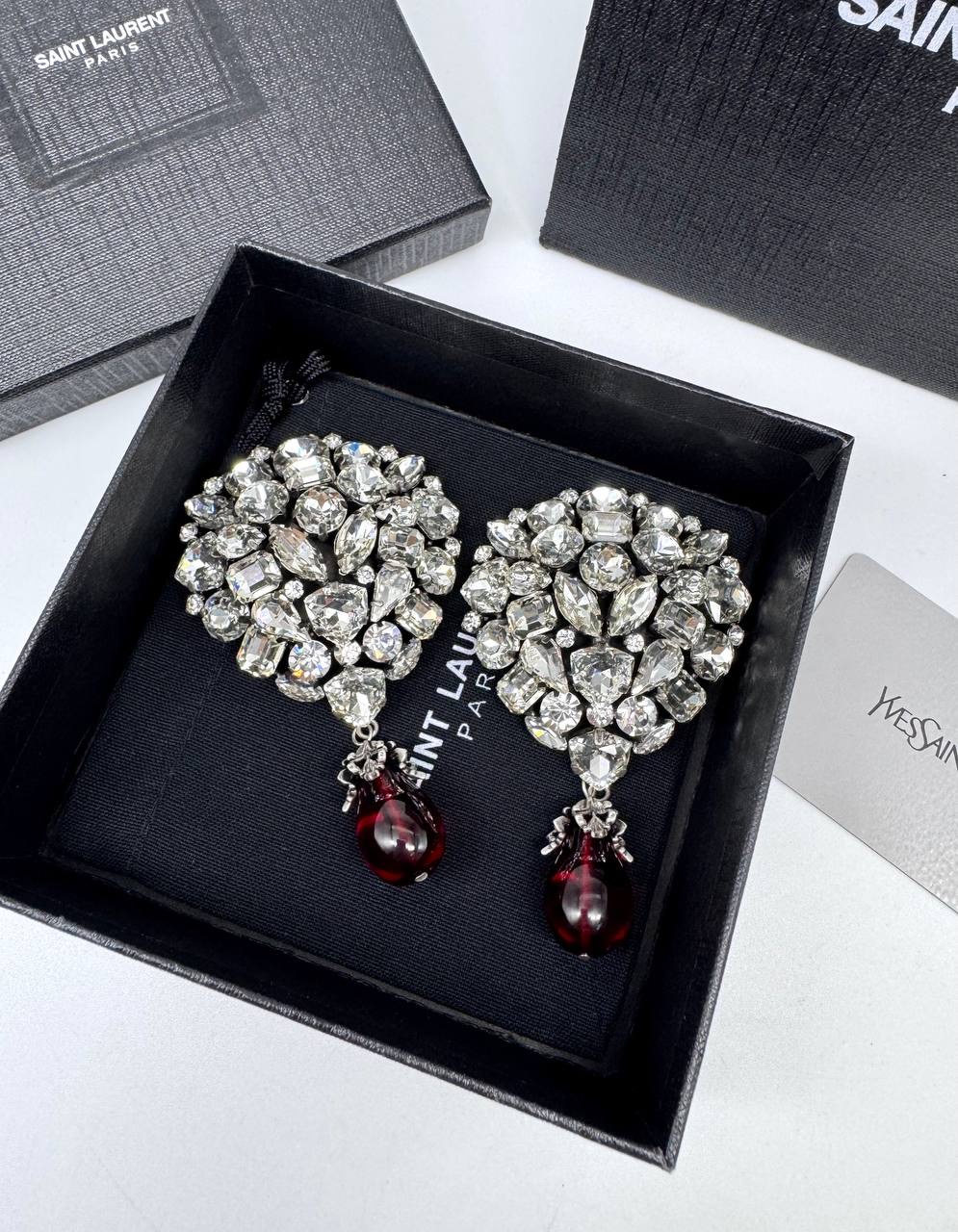 Фото Серьги-клипсы Yves Saint Laurent S16755