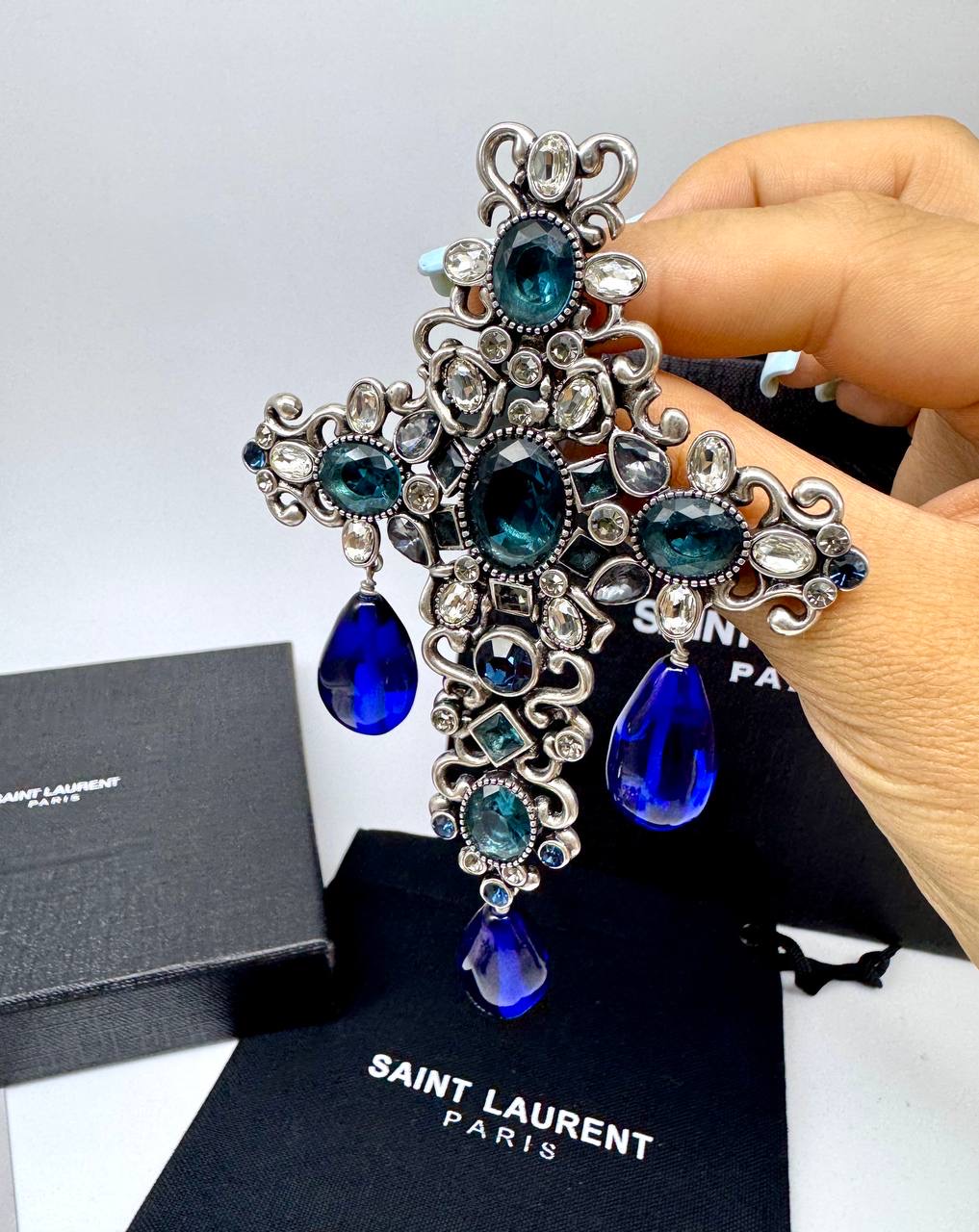 Фото Серьги-клипсы Yves Saint Laurent S16749