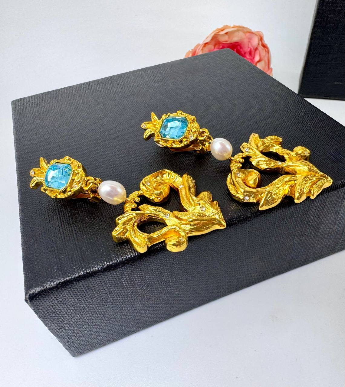 Фото Серьги-клипсы Christian Lacroix S16821