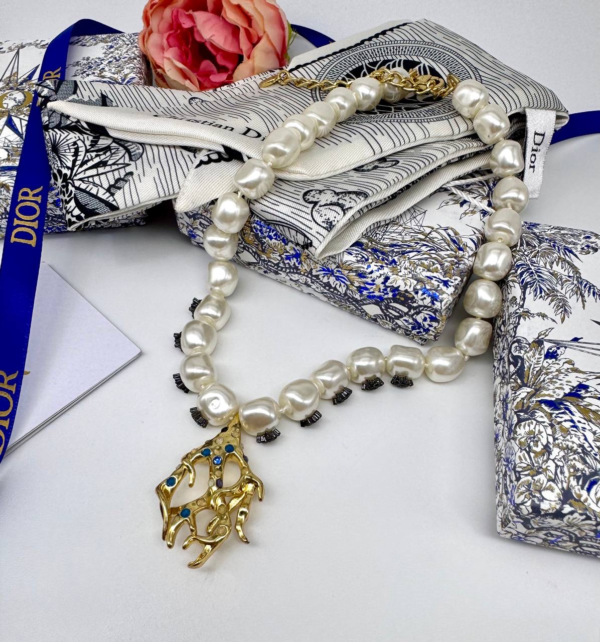 Фото Серьги Dior Tribales S16806