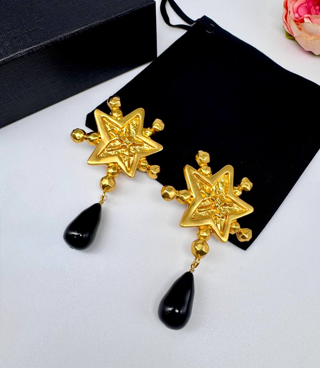 Фото Серьги-клипсы Christian Lacroix S16856