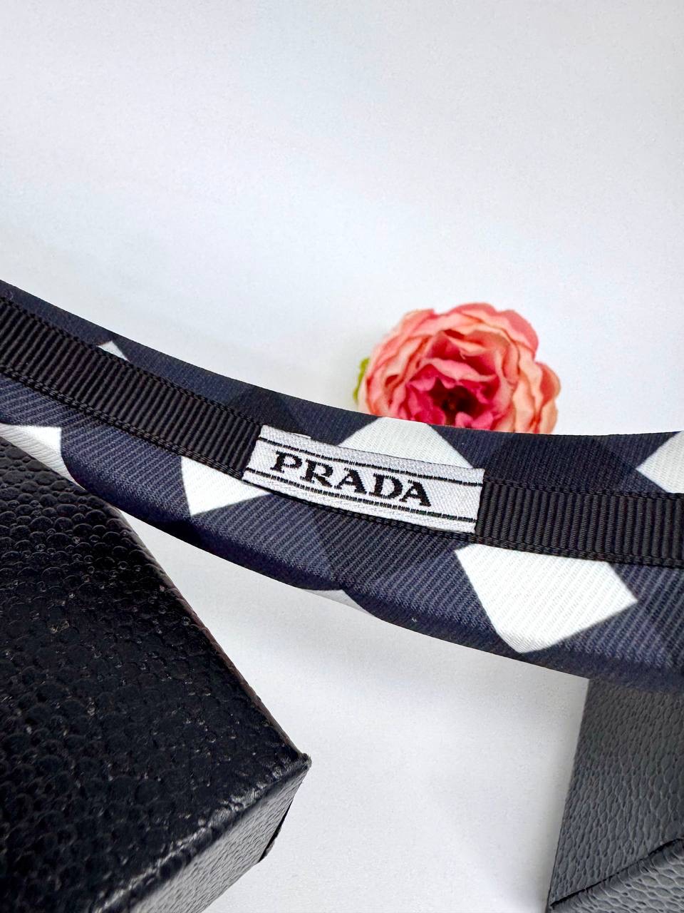 Фото Ободок Prada S16865