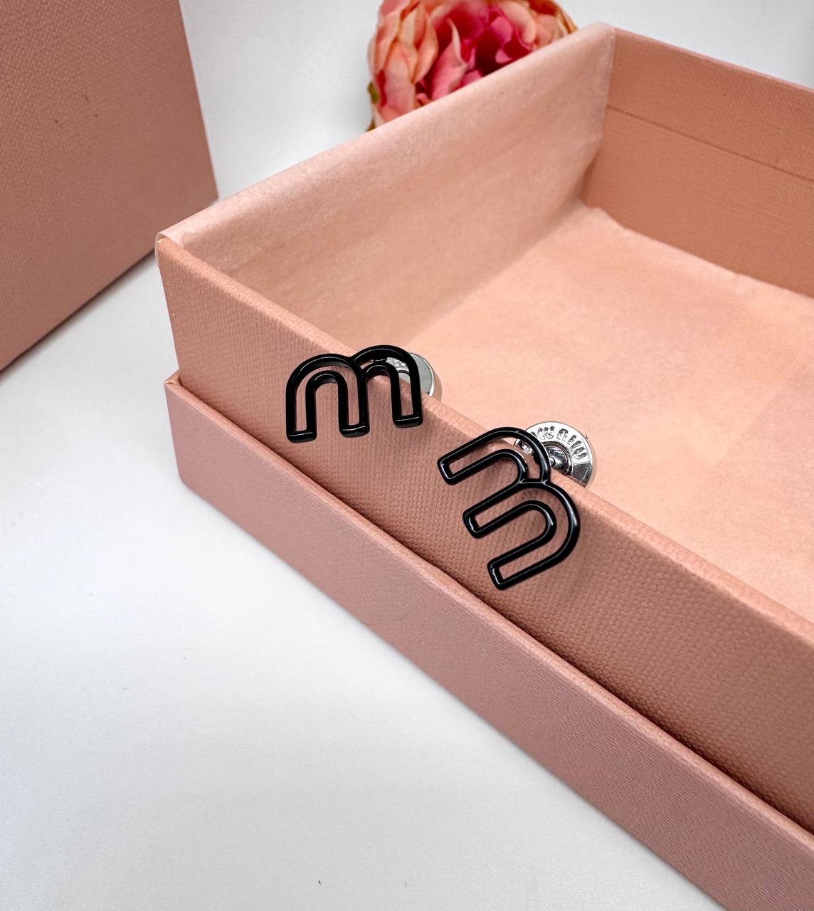 Фото Серьги Miu Miu S16939