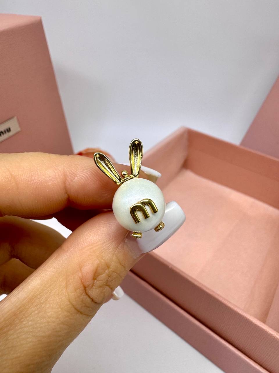 Фото Брошь Miu Miu S16944