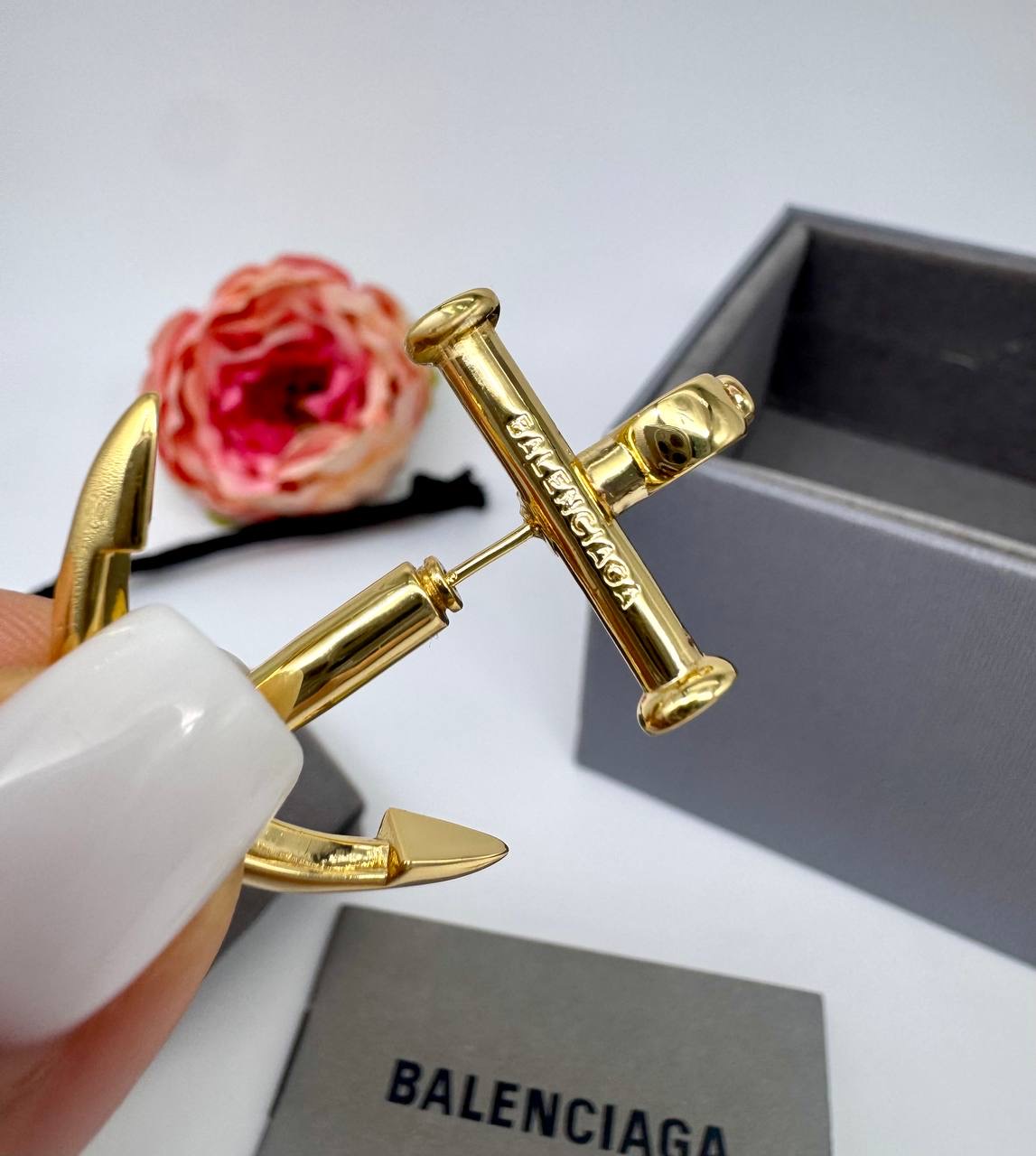 Фото Серьги Balenciaga S16952