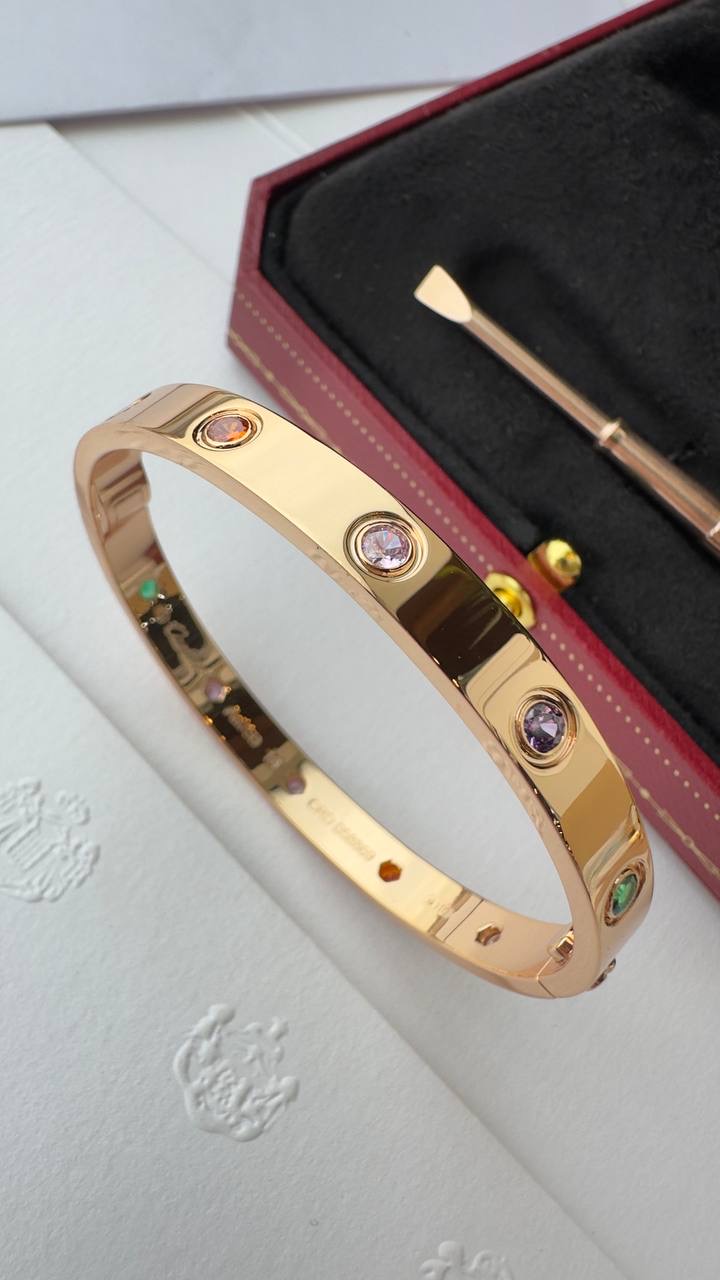 Фото Браслет Cartier Love S17078