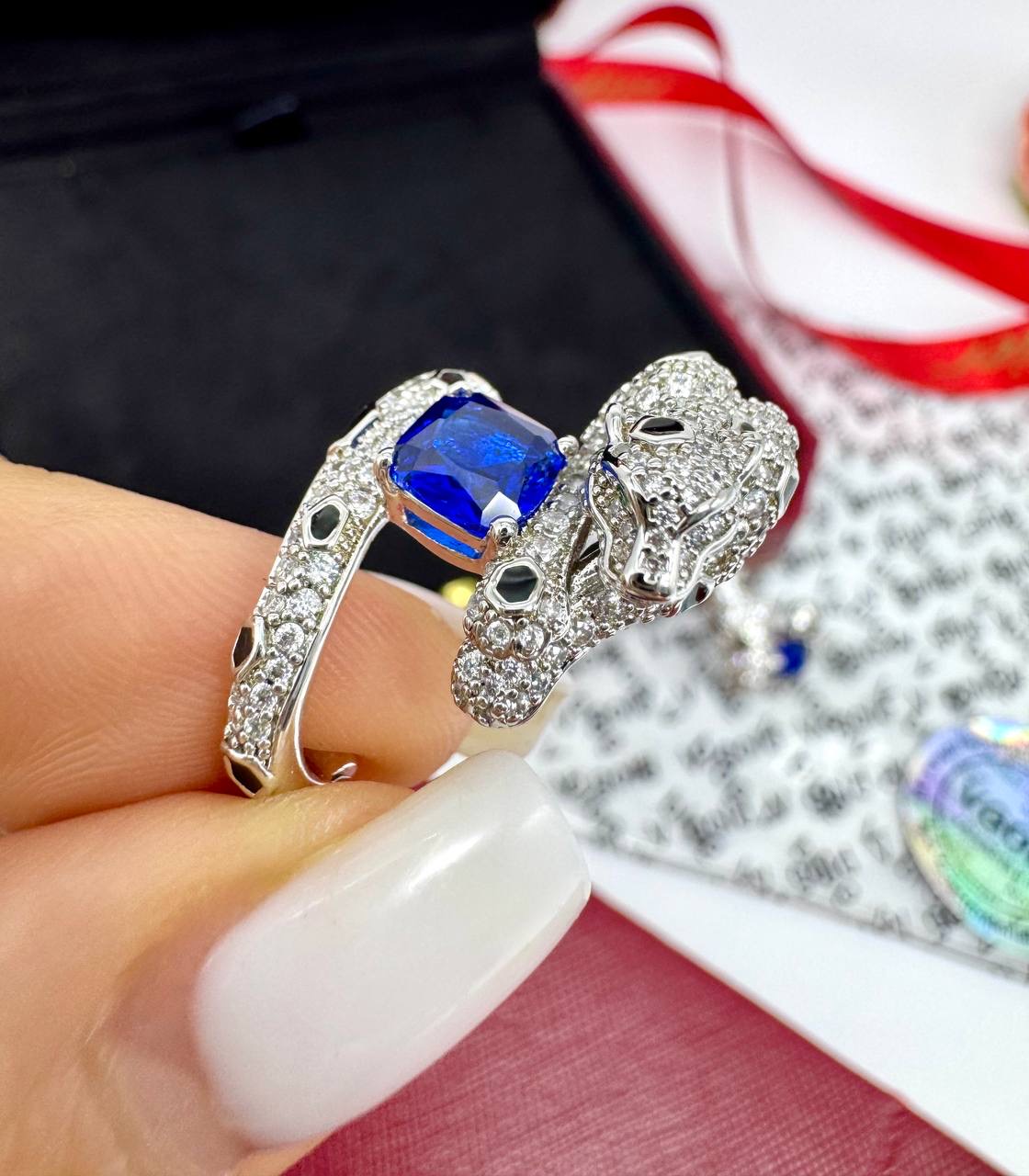 Фото Кольцо Cartier Panthère S17002