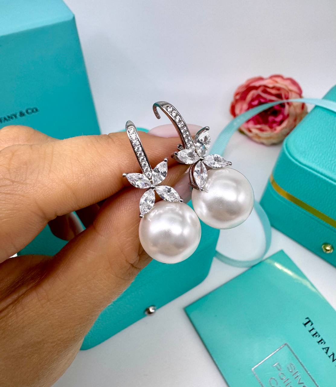 Фото Серьги Tiffany & Co Victoria S17021