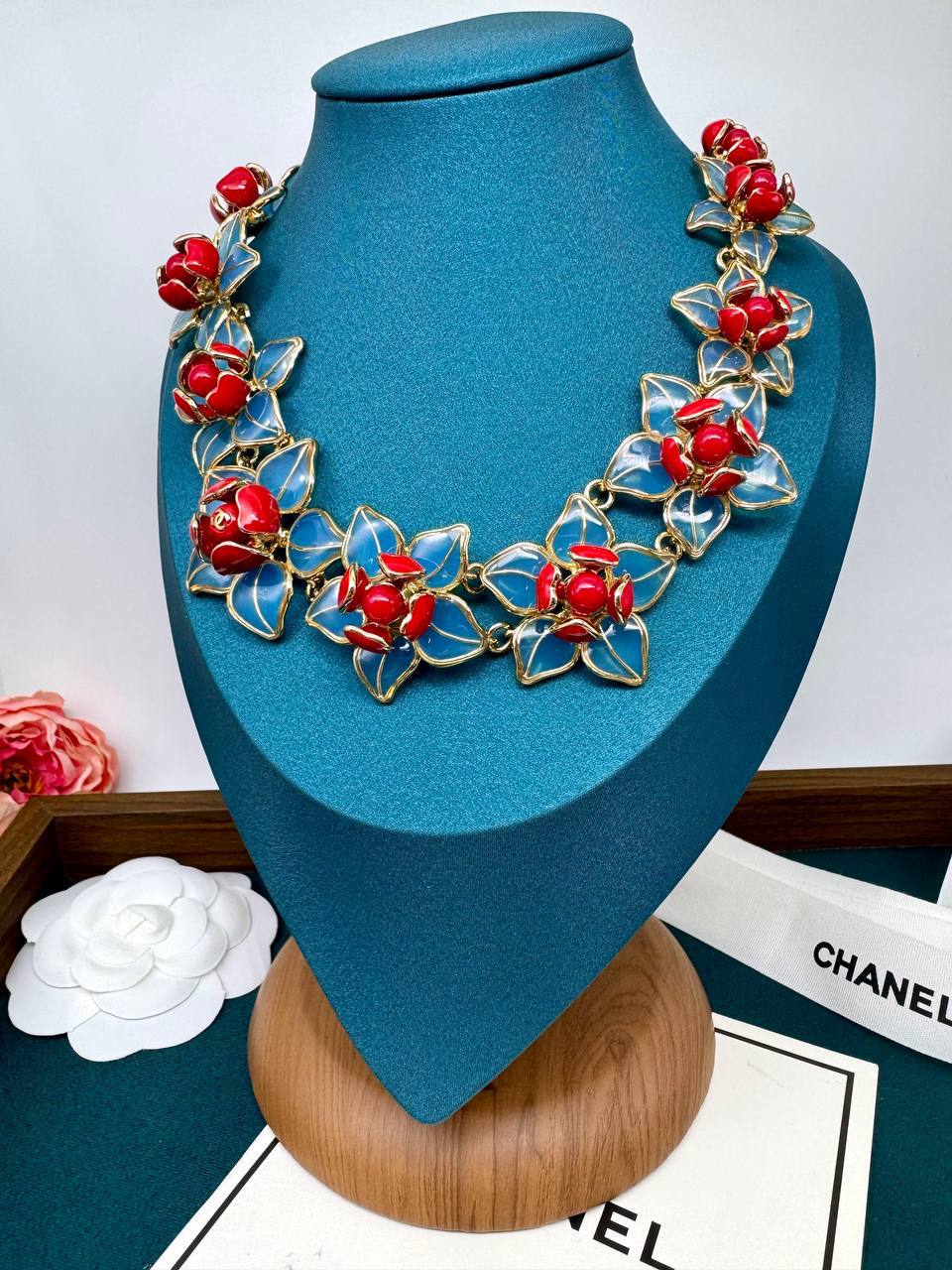 Фото Колье Chanel B5894