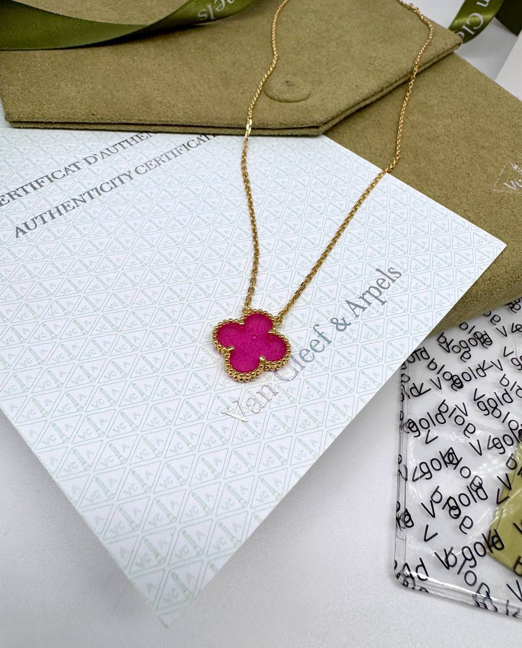 Фото Колье Van Cleef & Arpels Vintage Alhambra B5902